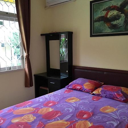 Cendana Mulia Hostel Bogor Exteriör bild