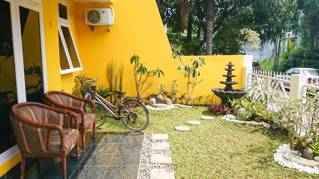 Cendana Mulia Hostel Bogor Exteriör bild